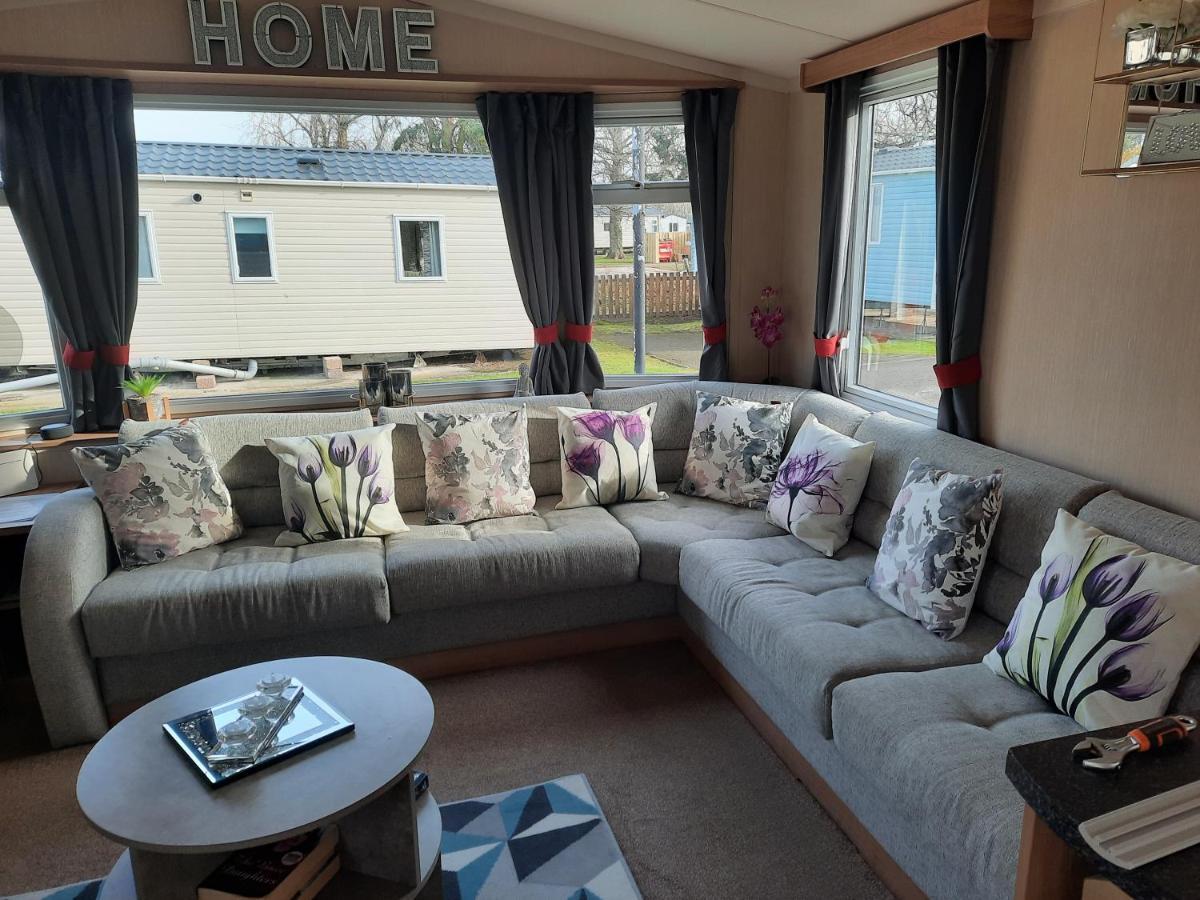 Haggerston Castle 3 Bedroom Deluxe Holiday Home Cheswick  Luaran gambar